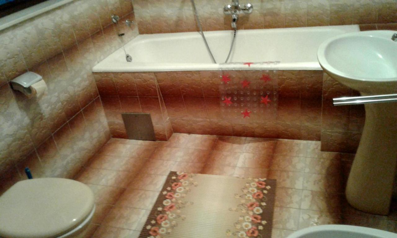 Apartmani Ruzmarin - Seget Donji, トロギール エクステリア 写真