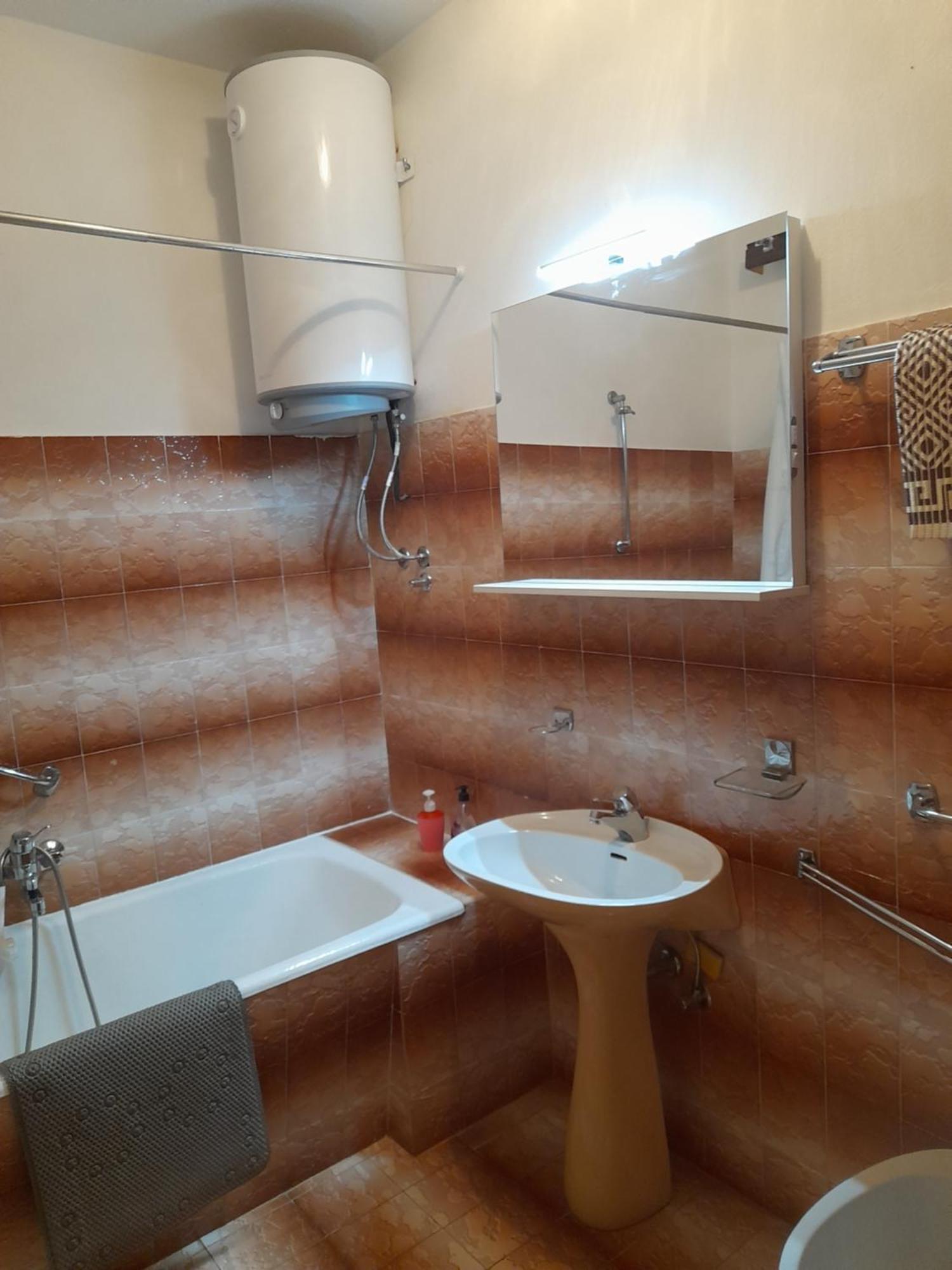 Apartmani Ruzmarin - Seget Donji, トロギール エクステリア 写真